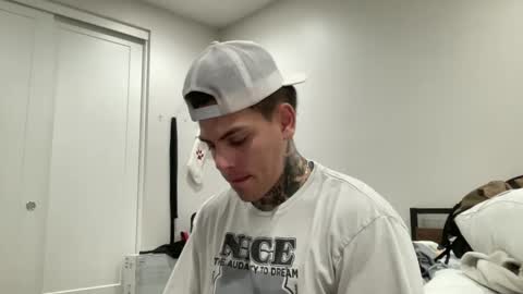 Snapshot of johnafterdark chatting on December 2024 02:38:02 AM JAXX online show from December 2024 02:38:02 AM