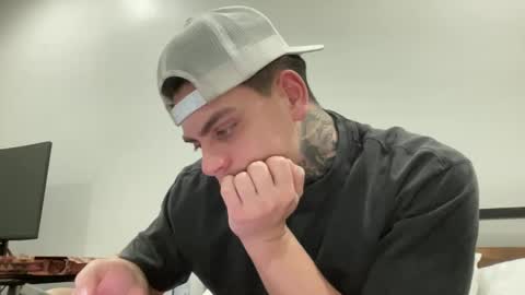 Snapshot of johnafterdark chatting on March 2025 04:21:01 AM JAXX online show from March 2025 04:21:01 AM