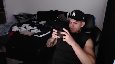 Snapshot of johnafterdark chatting on December 2025 04:24:01 PM JAXX online show from December 2025 04:24:01 PM