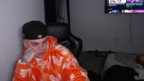 Snapshot of johnafterdark chatting on January 2026 02:39:02 AM JAXX online show from January 2026 02:39:02 AM