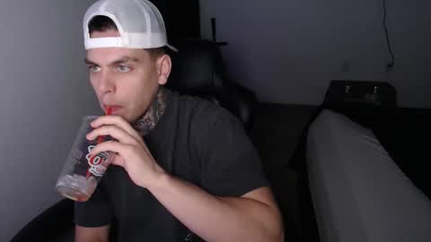 Snapshot of johnafterdark chatting on February 2026 04:39:01 AM JAXX online show from February 2026 04:39:01 AM