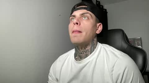 Snapshot of johnafterdark chatting on March 2026 02:35:02 AM JAXX online show from March 2026 02:35:02 AM