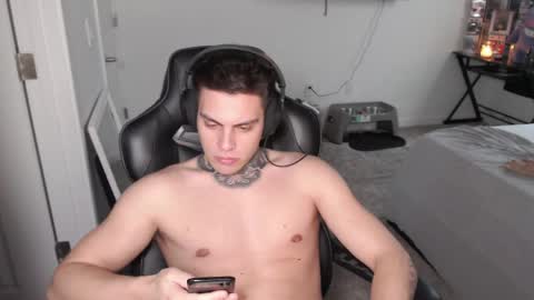 JAXX online show from May 2026 06:47:02 PM
