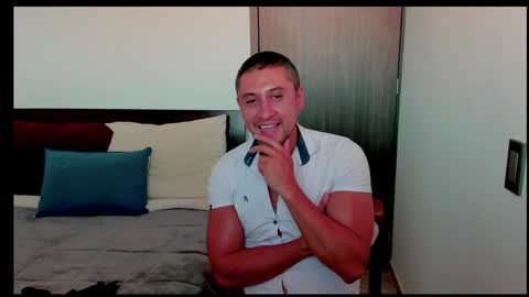 Johnny online show from January 2025 09:54:01 PM