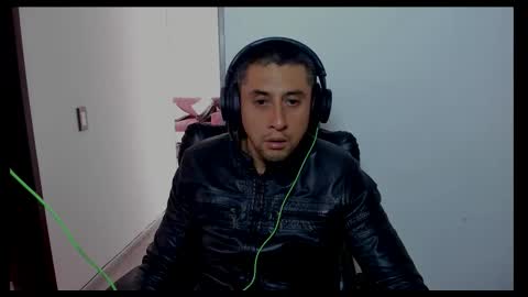 Snapshot of johnny_seens1 chatting on December 2025 05:11:02 PM Johnny online show from December 2025 05:11:02 PM