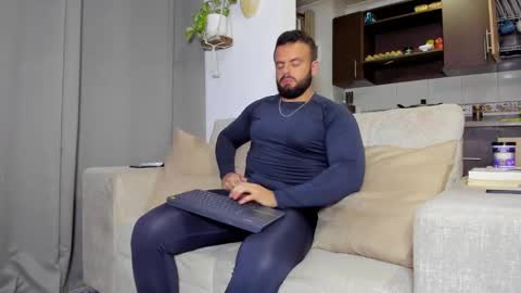 JOHNNY online show from December 2024 10:27:02 PM