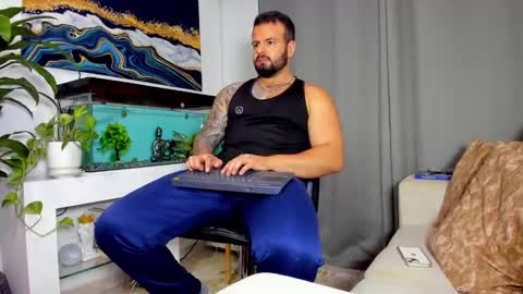 JOHNNY online show from February 2025 11:46:02 PM