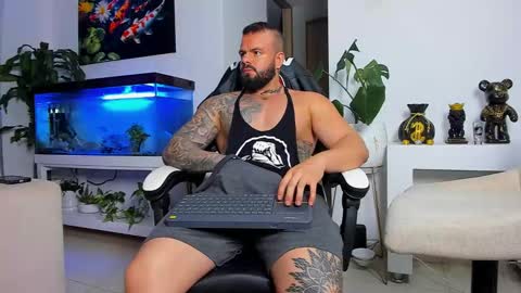 JOHNNY online show from September 2025 11:49:01 PM