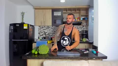 JOHNNY online show from November 2025 12:21:02 AM