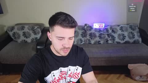 Snapshot of johnnylove21 chatting on December 2024 05:26:02 PM Johnny online show from December 2024 05:26:02 PM