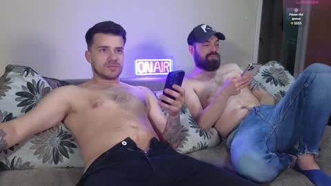 Snapshot of johnnylove21 chatting on December 2024 07:21:02 PM Johnny online show from December 2024 07:21:02 PM