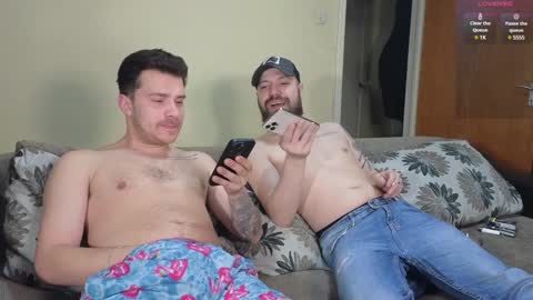 Snapshot of johnnylove21 chatting on January 2025 05:20:01 PM Johnny online show from January 2025 05:20:01 PM