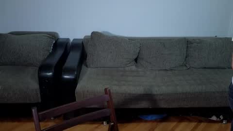 Snapshot of johnnylove21 chatting on October 2025 05:08:02 PM Johnny online show from October 2025 05:08:02 PM