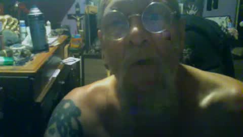 johnnyshung1 online show from December 2025 06:58:01 PM