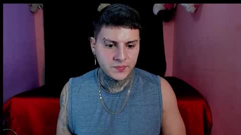 Johny online show from November 2025 04:34:02 AM