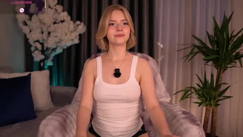 Paula online show from September 2025 02:46:02 AM