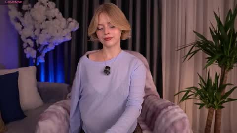 Paula online show from September 2025 02:37:02 AM