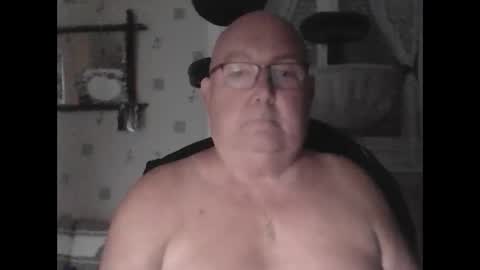 jojo60000529566 online show from December 2024 02:19:02 PM