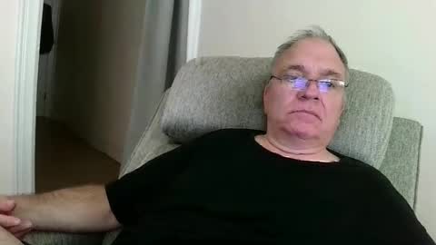 joker5339 online show from October 2025 08:28:02 PM