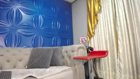 Snapshot of jolieduvalle chatting on November 2025 12:53:01 PM Jolie online show from November 2025 12:53:01 PM