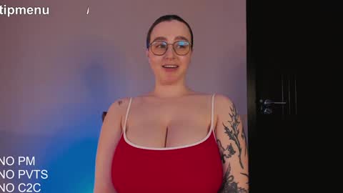 Jolie  My snapchat got deleted. If you were subscribed dm me my former username or scroll down and click on snapchat media online show from February 2025 12:39:01 PM