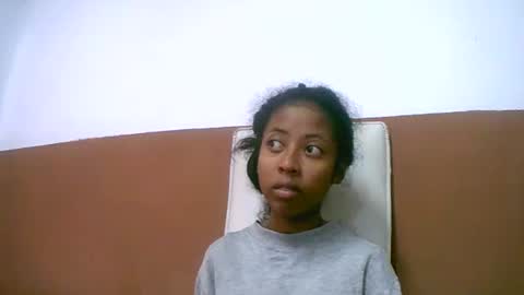 joliekah27 online show from February 2025 03:48:01 AM