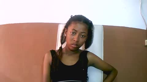 joliekah27 online show from February 2025 10:15:02 AM