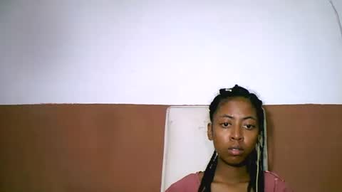 joliekah27 online show from February 2025 04:19:02 PM