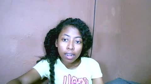 joliekah27 online show from February 2025 12:05:02 AM