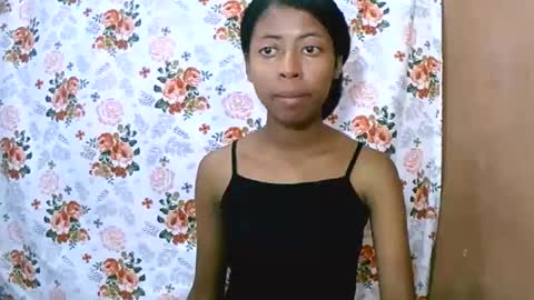 joliekah27 online show from March 2025 06:49:01 AM