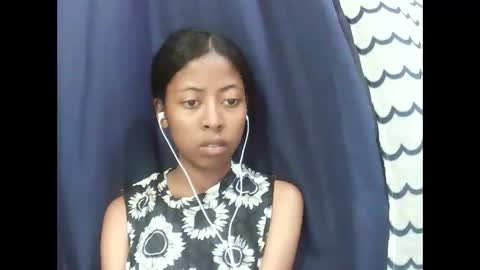 joliekah27 online show from March 2026 07:58:02 AM