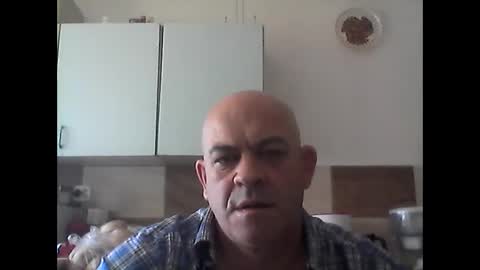 jolmasz30 online show from April 2026 11:29:02 AM