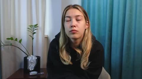 Viola online show from September 2025 11:09:01 AM