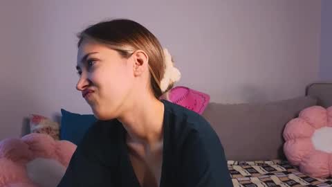 Viola online show from October 2025 11:28:02 AM