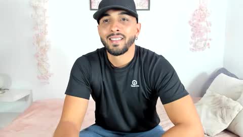 Jon online show from November 2025 07:52:02 PM