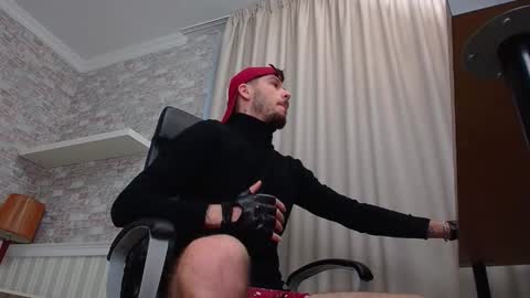 Snapshot of jonahshaw chatting on October 2025 04:22:02 AM JonahShaw online show from October 2025 04:22:02 AM