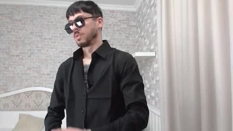 Snapshot of jonahshaw chatting on October 2025 04:31:02 AM JonahShaw online show from October 2025 04:31:02 AM