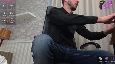 Snapshot of jonahshaw chatting on November 2025 05:17:01 AM JonahShaw online show from November 2025 05:17:01 AM