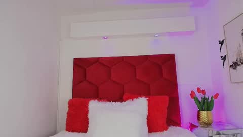 Jonas  online show from September 2025 01:12:01 PM