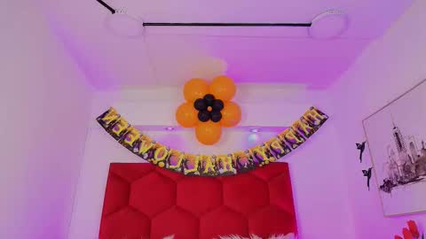 Jonas  online show from October 2025 12:49:02 PM