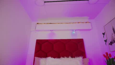 Jonas  online show from November 2025 12:59:02 PM