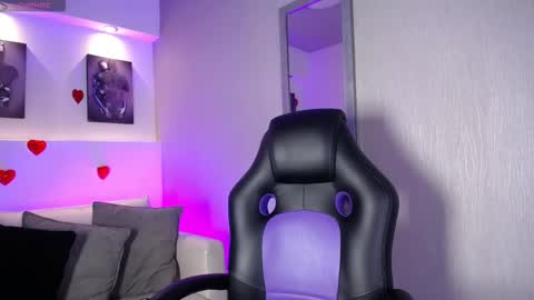 Jonas  online show from March 2026 04:41:01 AM