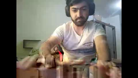 jonasf2525 online show from November 2025 09:15:01 PM