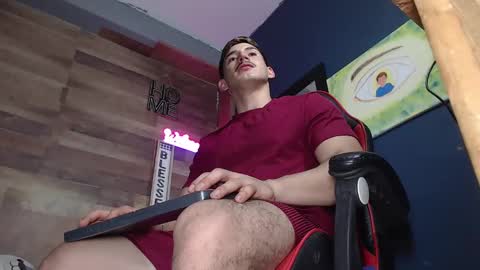 jonathancast08 online show from October 2025 12:44:02 AM