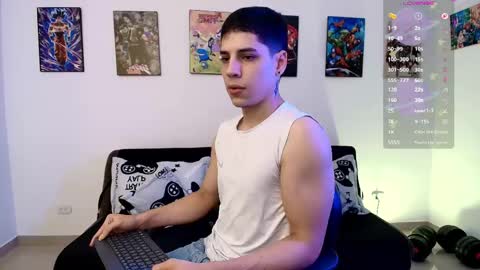 Instagram jonathanfit14 online show from May 2026 11:23:02 PM