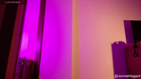 Jonnie Hagard online show from April 2026 02:51:02 AM