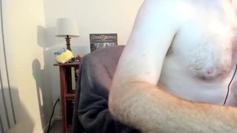 Snapshot of jonnlulz chatting on December 2024 03:35:01 AM Jon online show from December 2024 03:35:01 AM