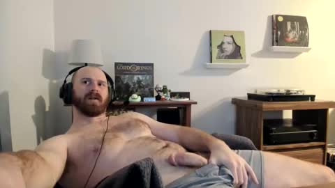 Snapshot of jonnlulz chatting on January 2025 01:41:01 AM Jon online show from January 2025 01:41:01 AM