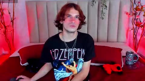 Snapshot of jonny_gilbert chatting on February 2026 05:53:01 PM jonny_gilbert online show from February 2026 05:53:01 PM