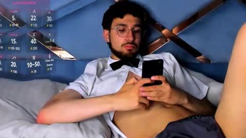 JonnyGreey online show from December 2025 07:30:02 PM